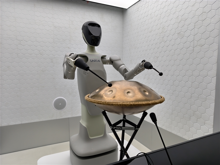 人机协作！一批特殊的