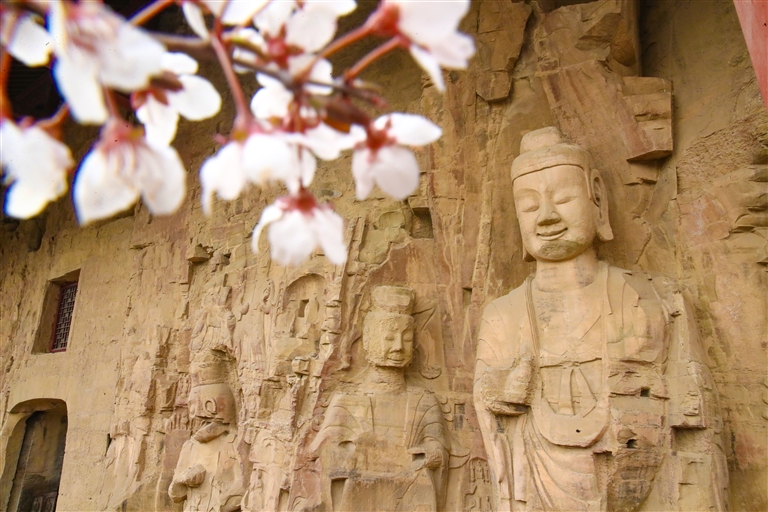 一处宋陵 一处石窟 中原小城石上写史诗